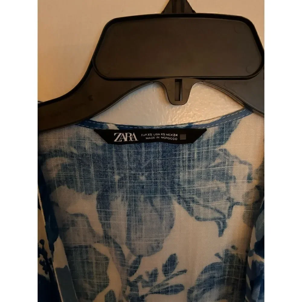 ZARA Floral Print Jumpsuit Blue V-Neck Linen Size XS/ excellent